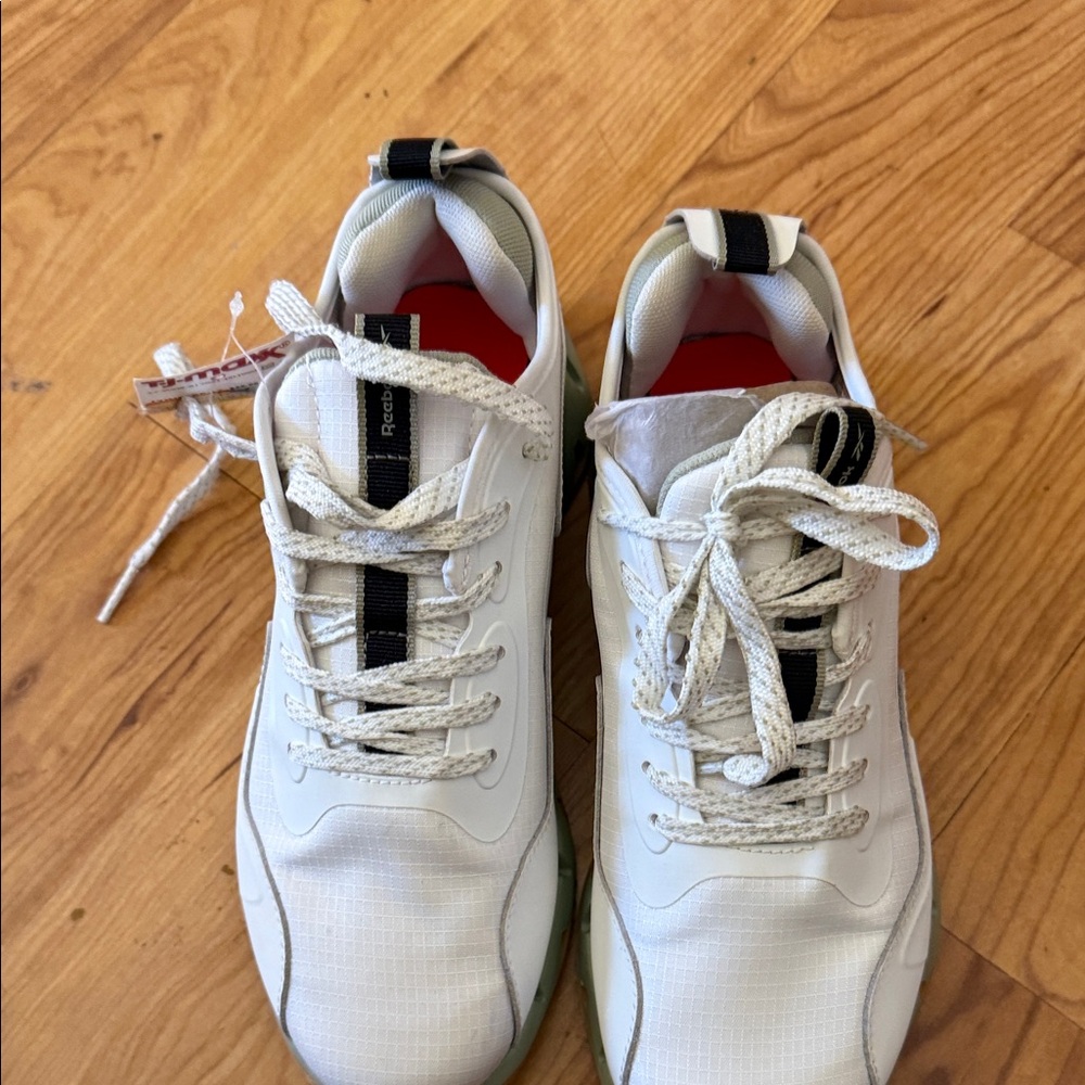 Reebok White and Black Women's Sneakers